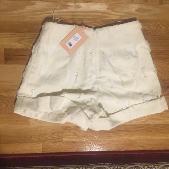 Cult Gaia Shadi Short BNWT - Picture 7 of 7